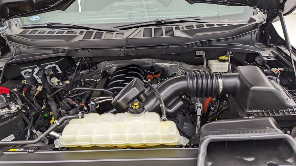 Certified 2022 Ford F150 XLT w/ Equipment Group 302A High image 43