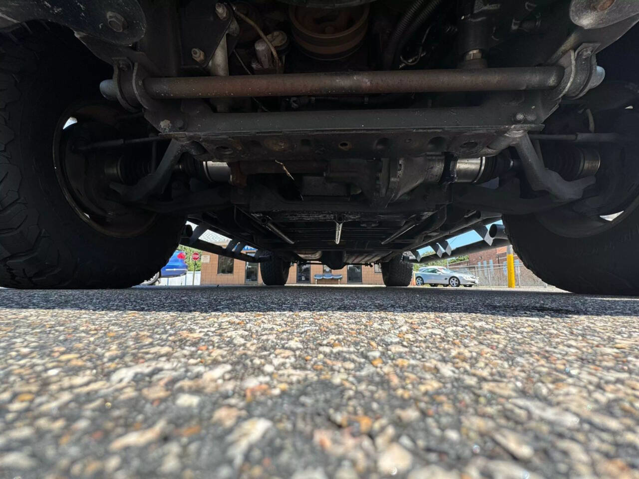 Used 2006 HUMMER H2 Base 4dr SUV 4WD image 42