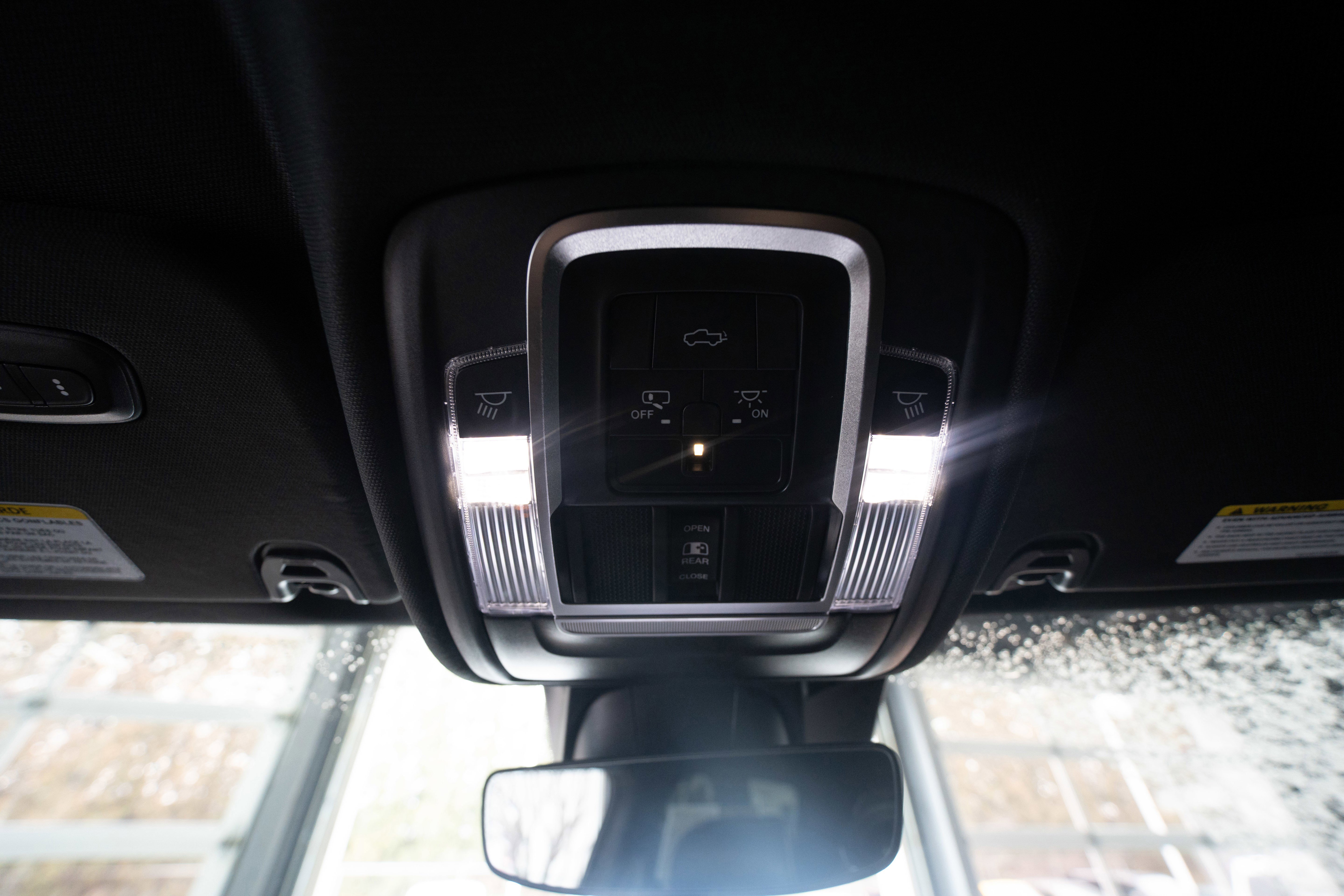 Used 2022 RAM 1500 Laramie w/ Sport Appearance Package image 17