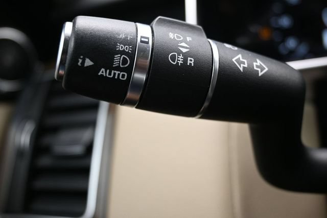 Used 2019 Land Rover Range Rover Sport HSE AWD/4WD image 23