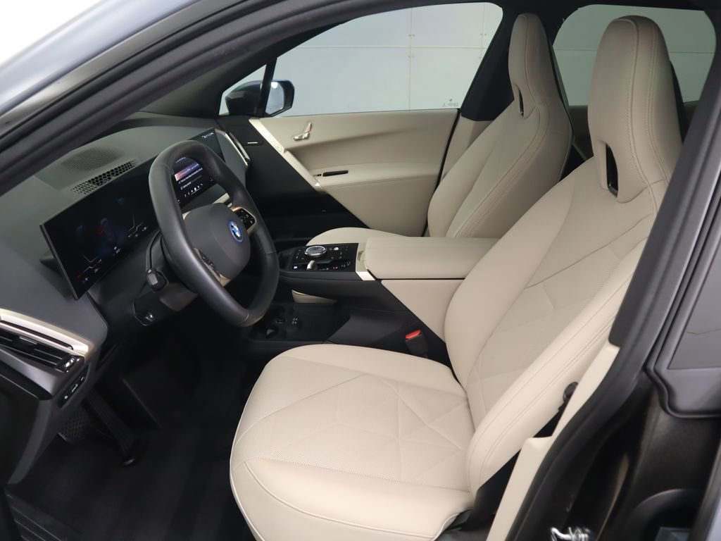 Certified 2025 BMW iX xDrive50 w/ Sport Package image 20