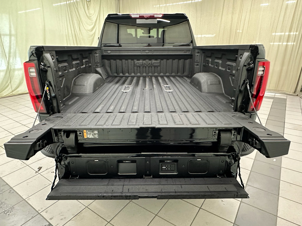 New 2026 GMC Sierra 2500 Denali Ultimate AWD/4WD image 14