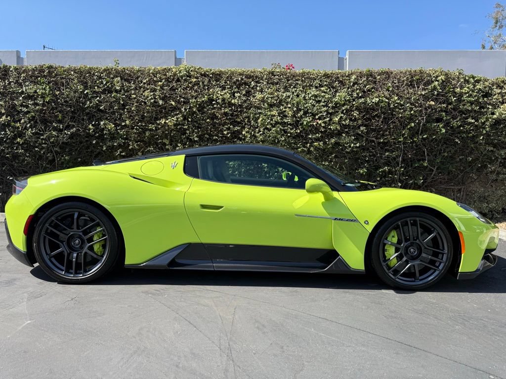 New 2023 Maserati MC20 Coupe RWD image 2