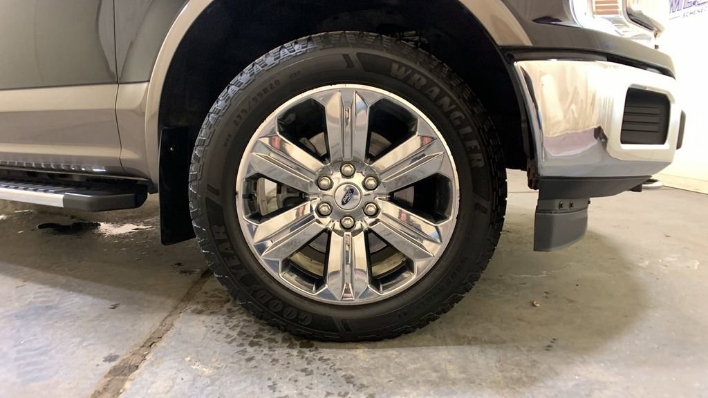 Used 2018 Ford F150 Lariat w/ Equipment Group 502A Luxury AWD/4WD image 9