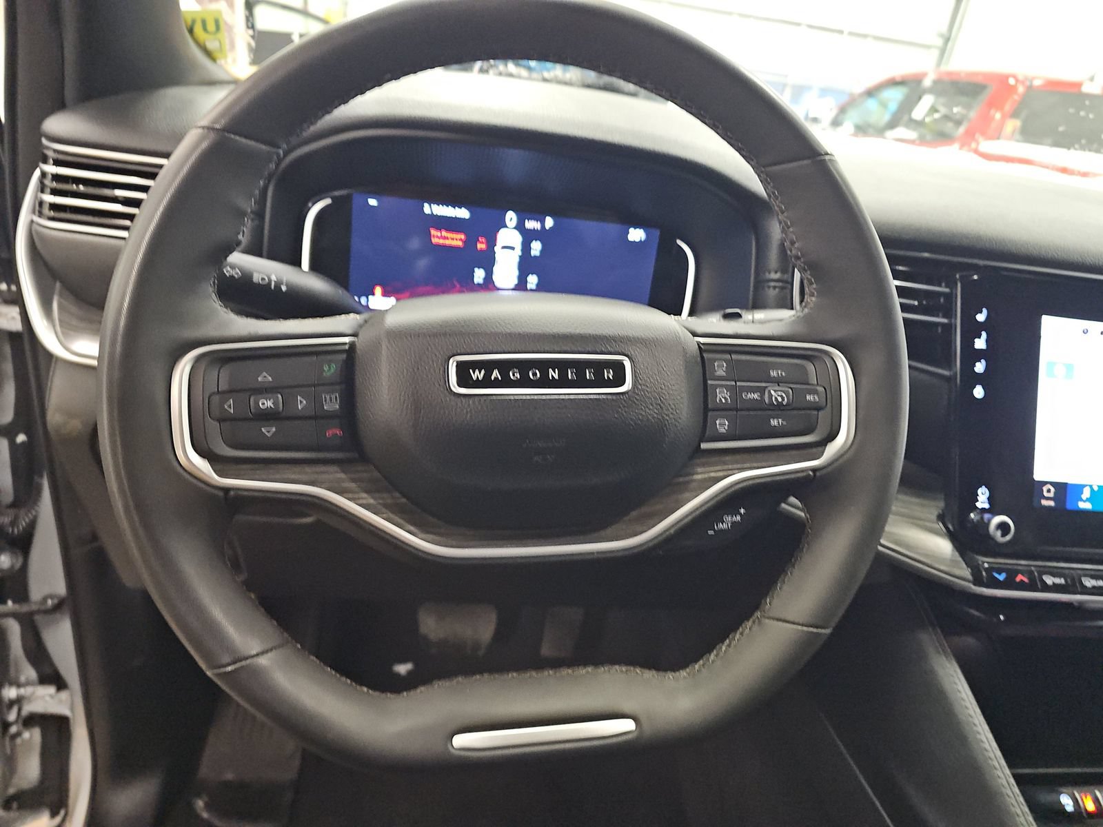 Used 2024 Jeep Wagoneer Series III AWD/4WD image 10