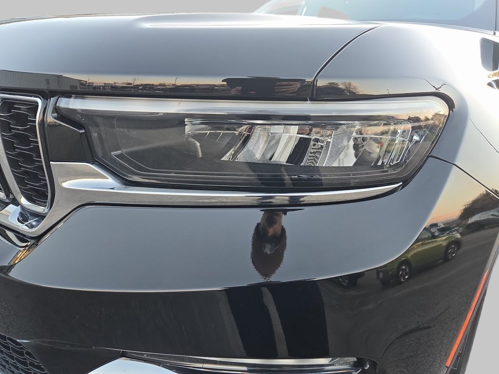 Used 2023 Jeep Grand Cherokee Limited image 32