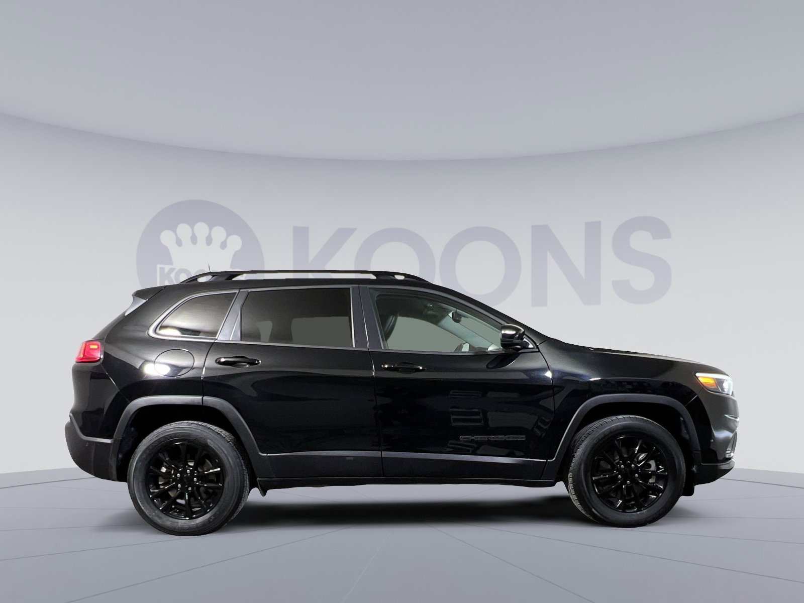 Used 2023 Jeep Cherokee Altitude Lux image 7