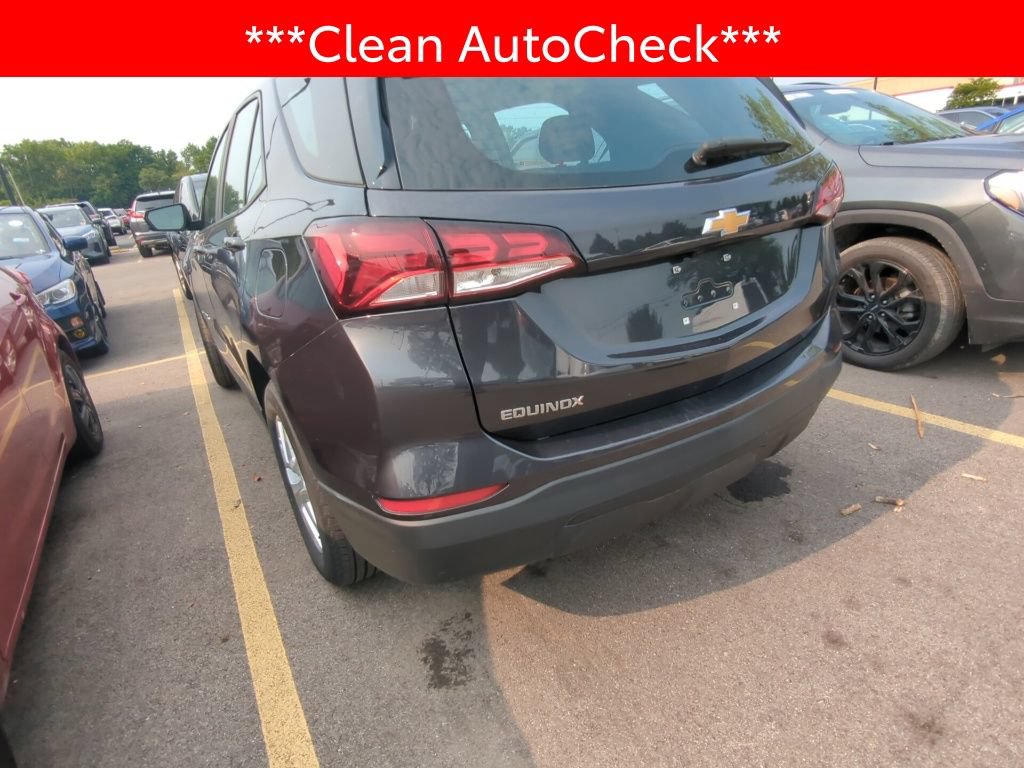 Used 2022 Chevrolet Equinox LS FWD image 4