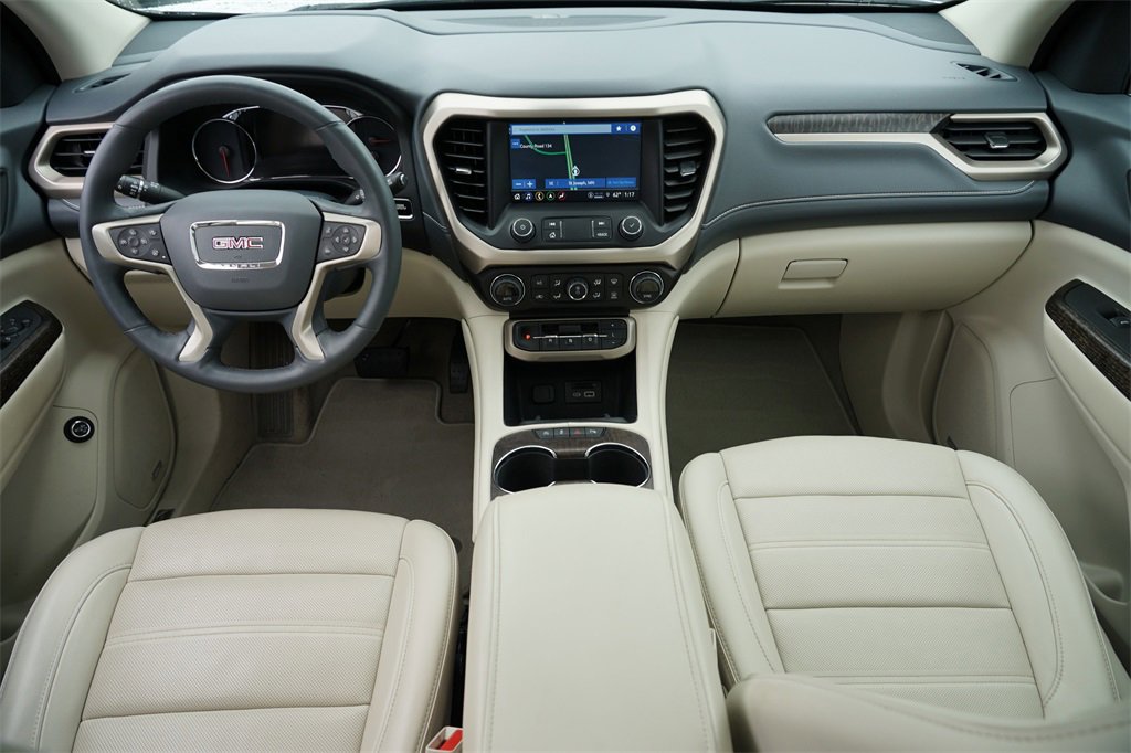 Used 2023 GMC Acadia Denali w/ Denali Ultimate Package image 30