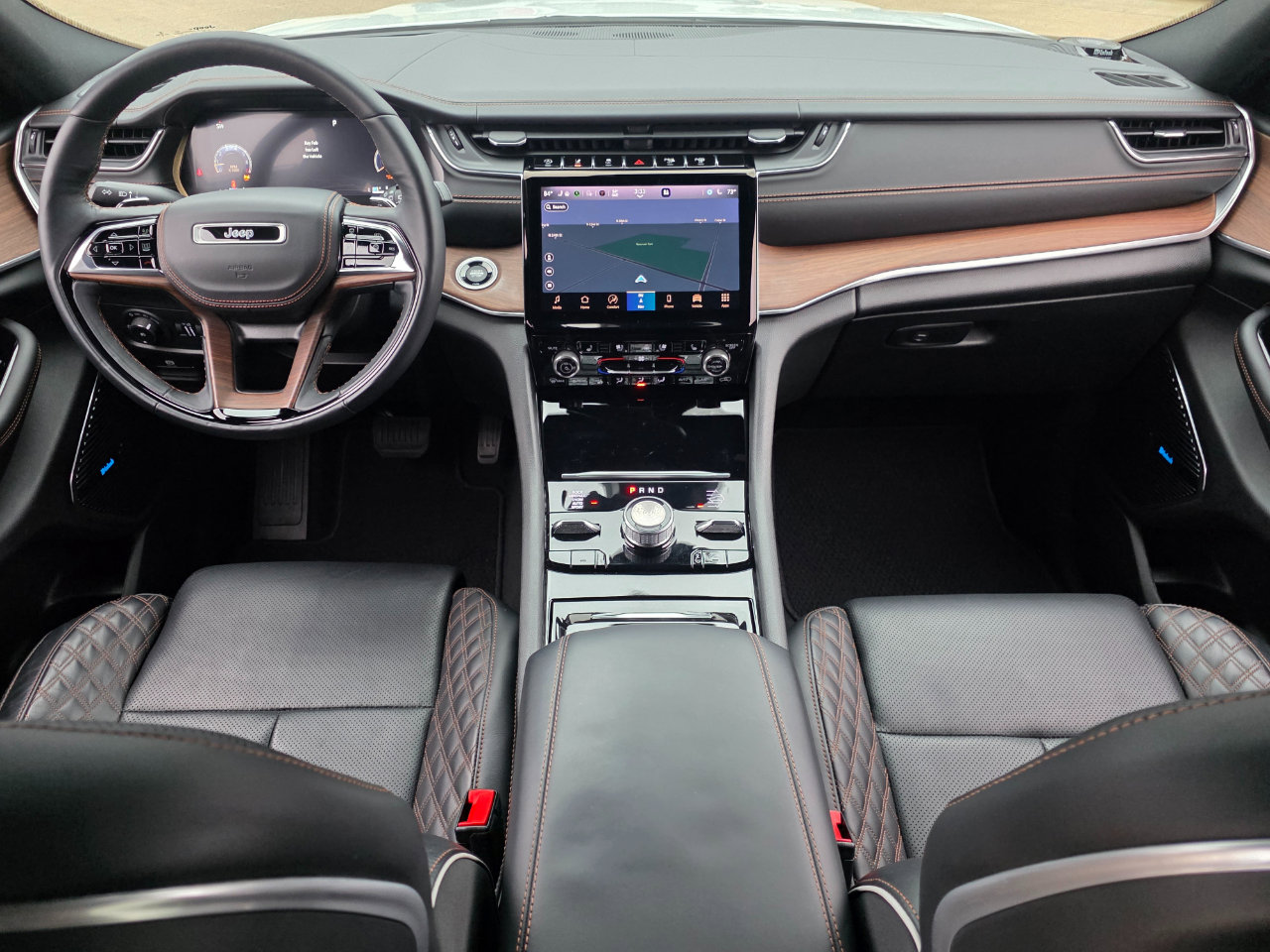 Used 2022 Jeep Grand Cherokee Summit w/ Adv Protech Group IV image 17