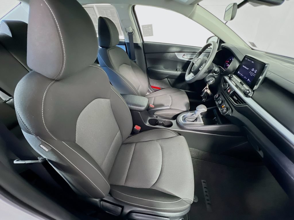 Certified 2024 Kia Forte LXS FWD image 26