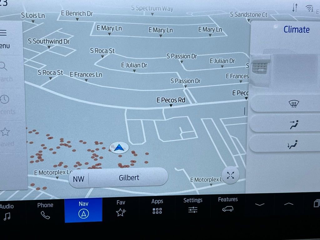 Used 2024 Ford Expedition XLT image 21