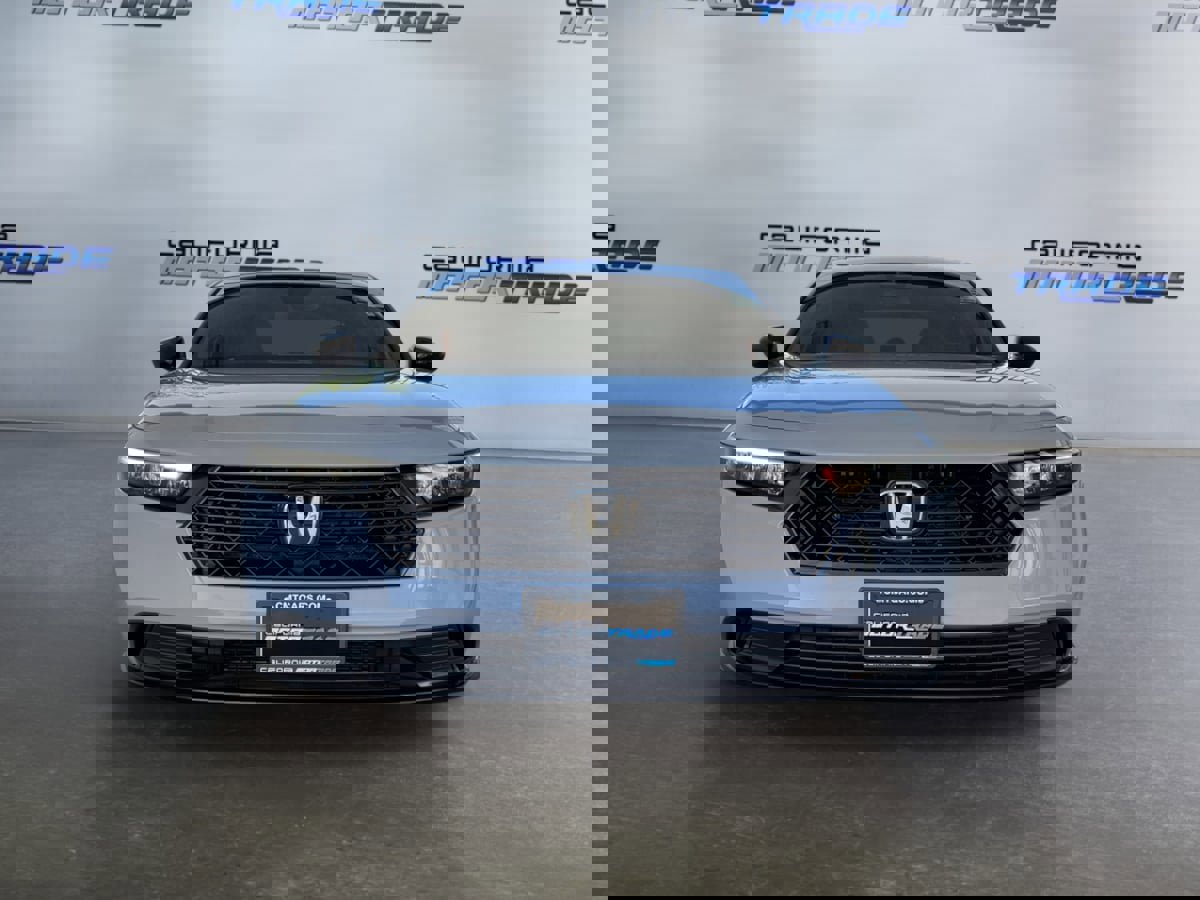 Used 2024 Honda Accord Sport image 2