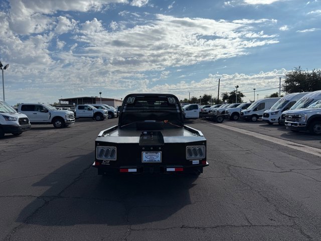 New 2026 Ford F550 4x4 Crew Cab w/ XLT Value Package image 3