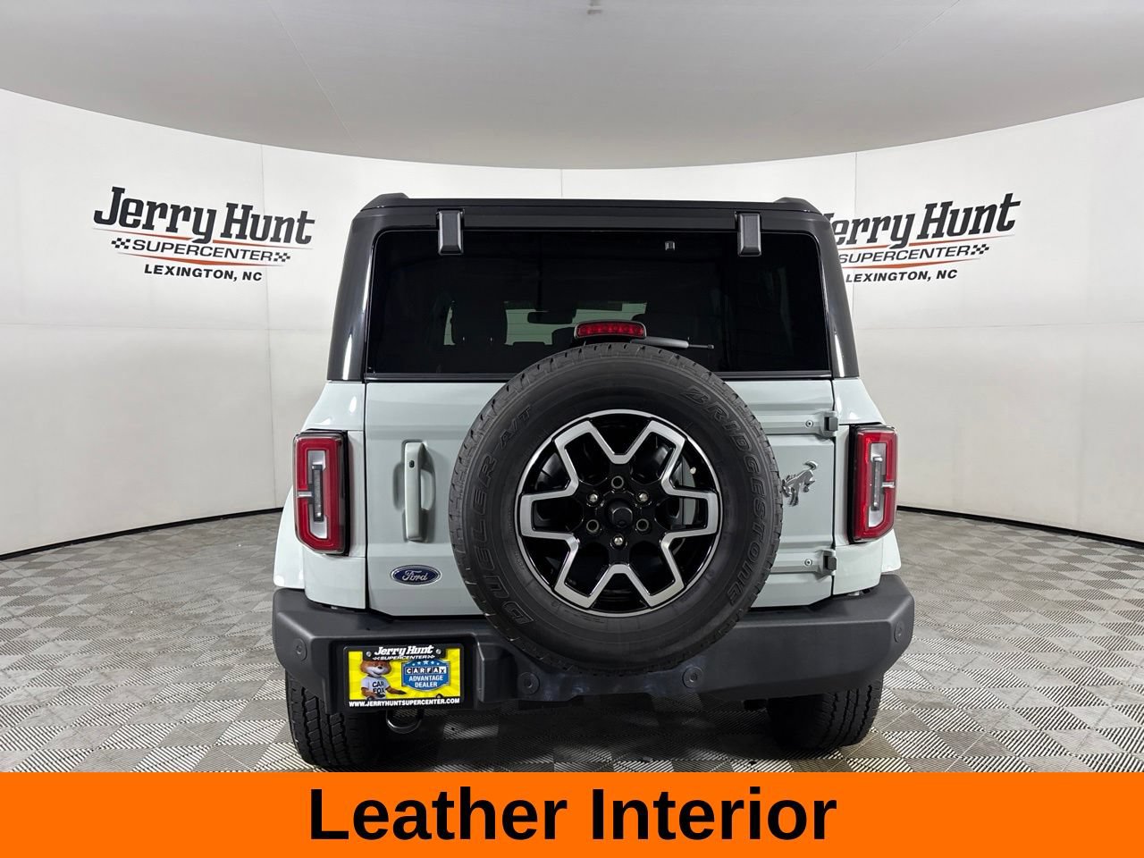 Used 2024 Ford Bronco Outer Banks AWD/4WD image 7