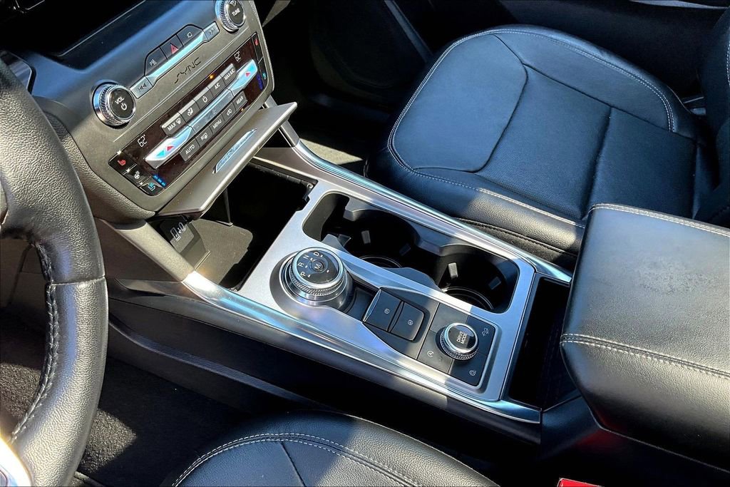 Used 2020 Ford Explorer Limited w/ Class III Trailer Tow Package image 20