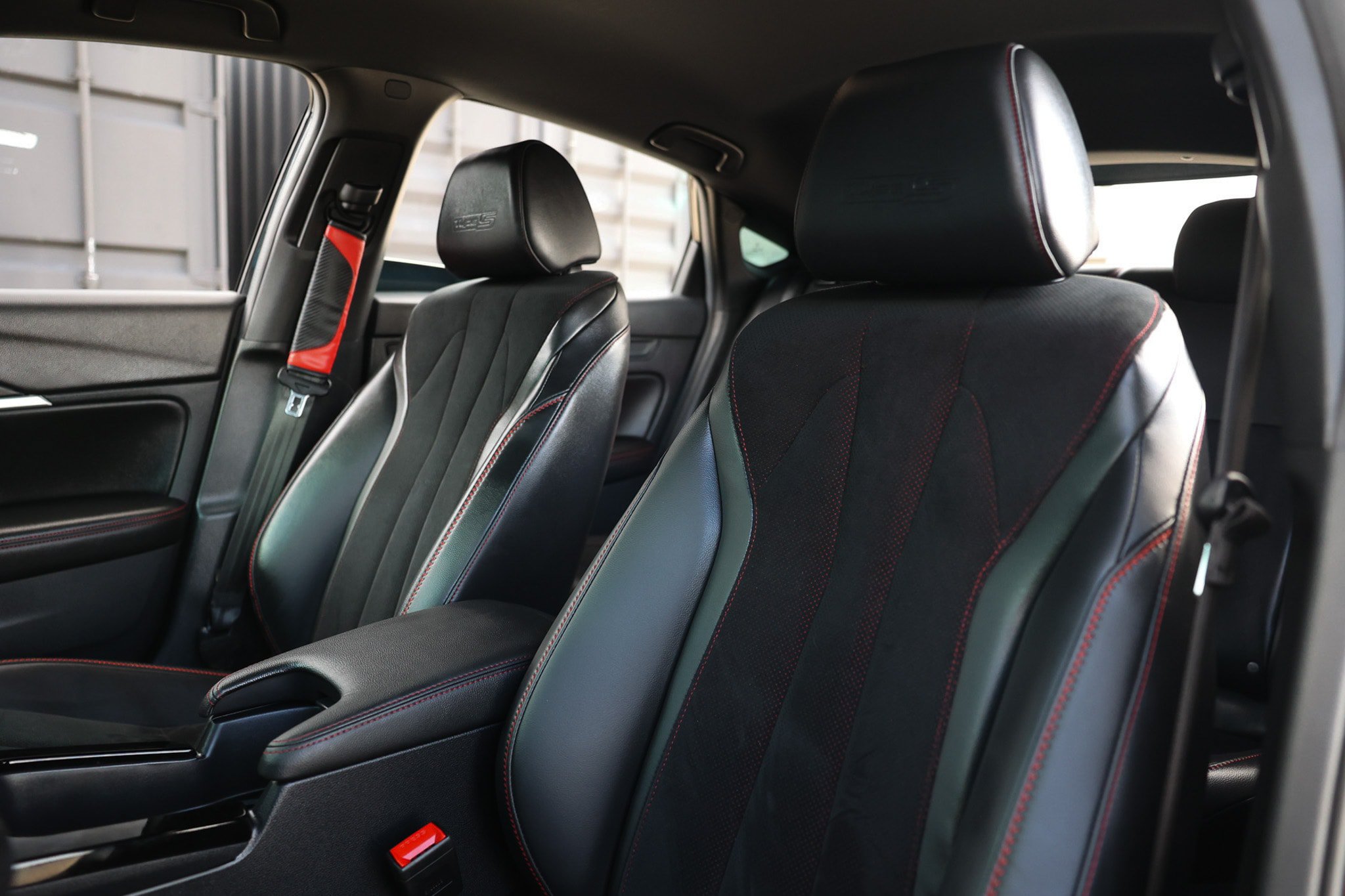 Used 2025 Acura Integra Type S FWD image 10