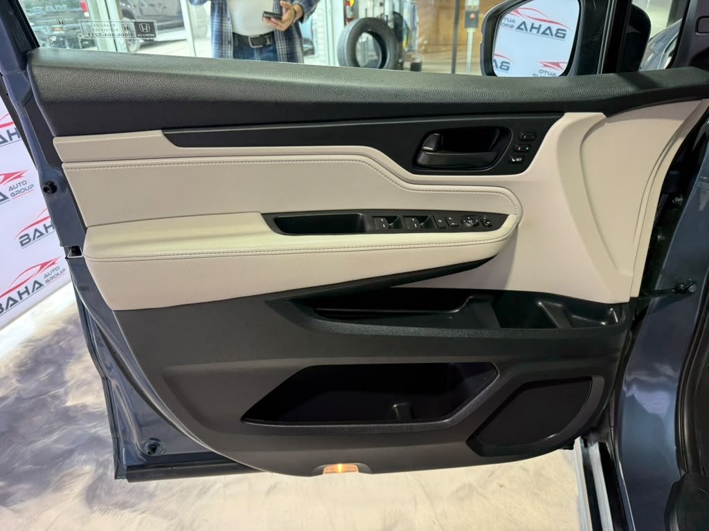 Used 2025 Honda Odyssey EX-L image 34