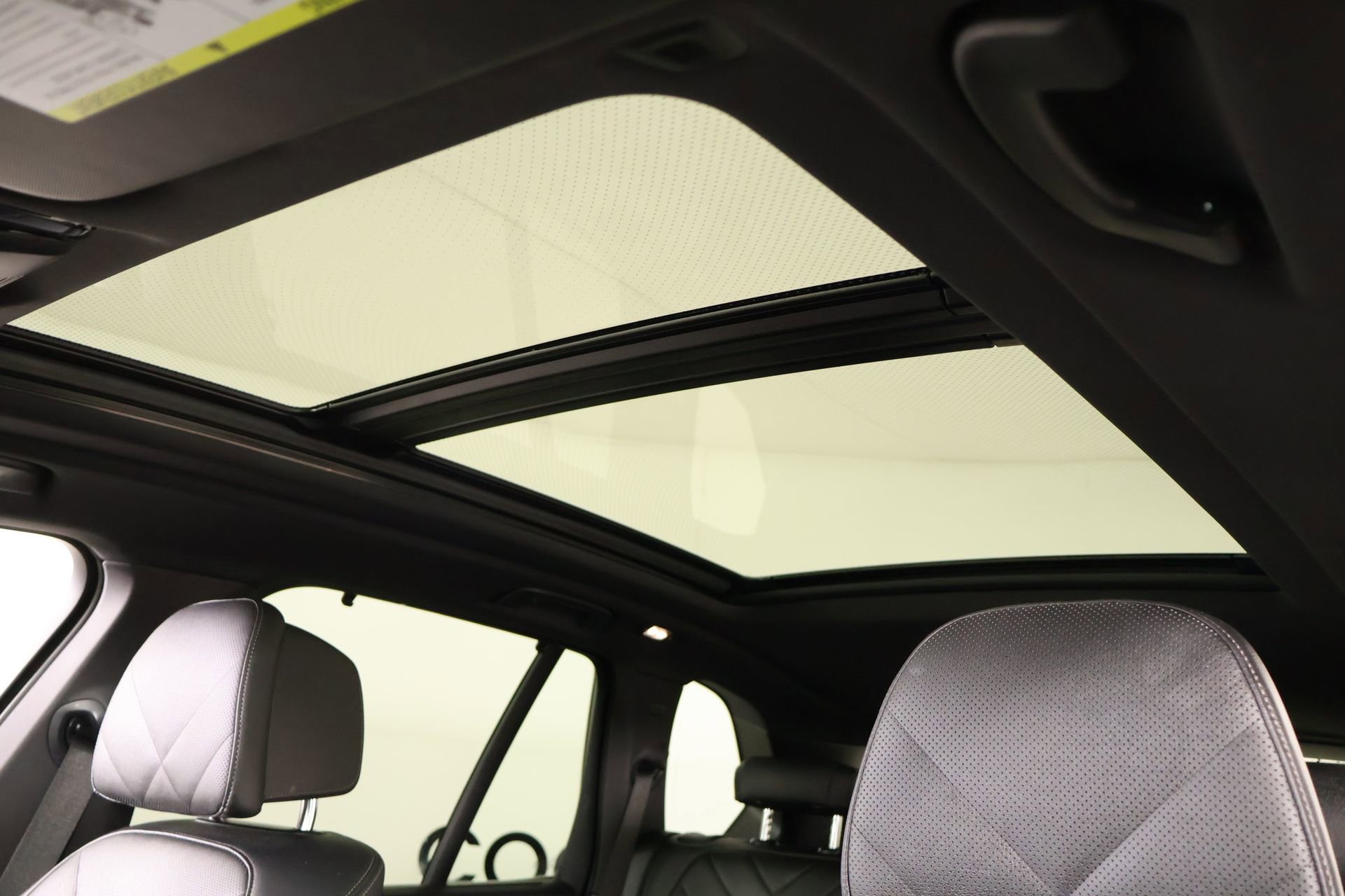 Used 2024 BMW X5 xDrive40i w/ Executive Package image 16