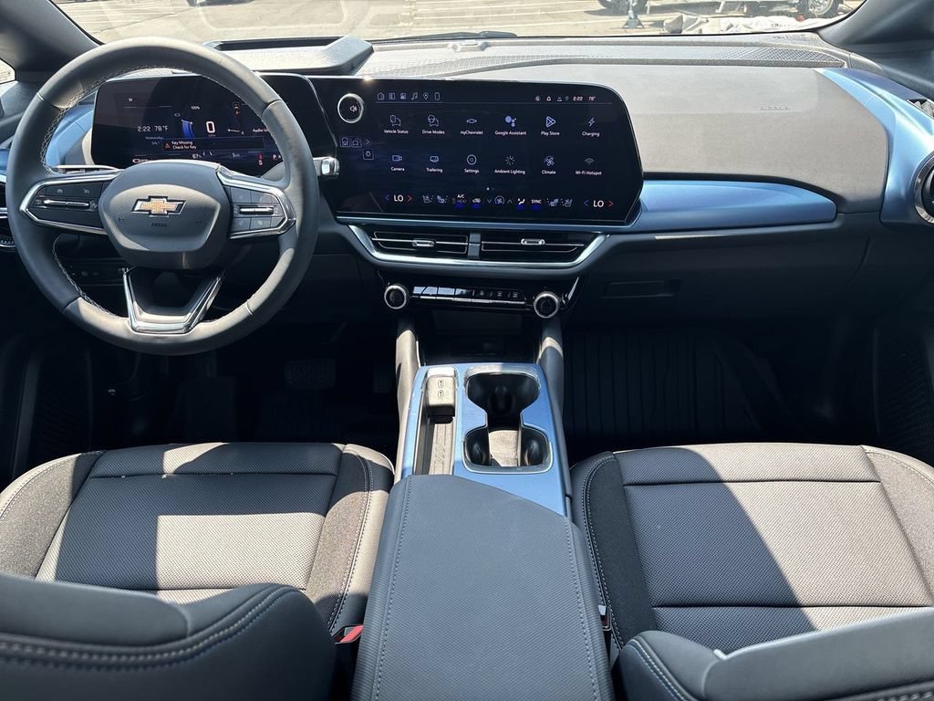 New 2026 Chevrolet Equinox EV LT w/ Convenience Package II AWD/4WD image 20