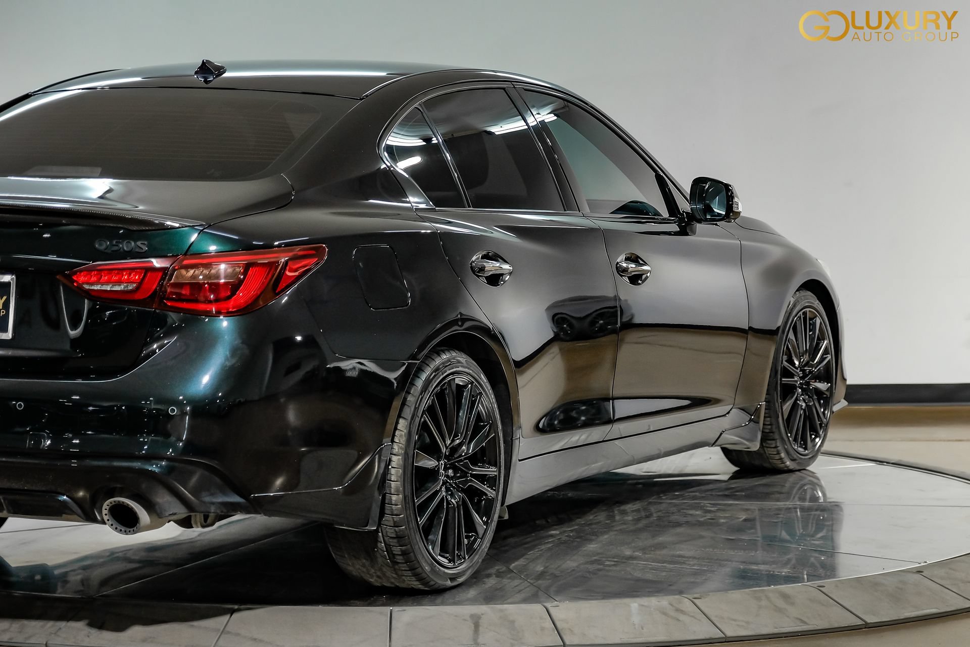 Used 2024 INFINITI Q50 Red Sport 400 w/ Black Opal Edition RWD image 14