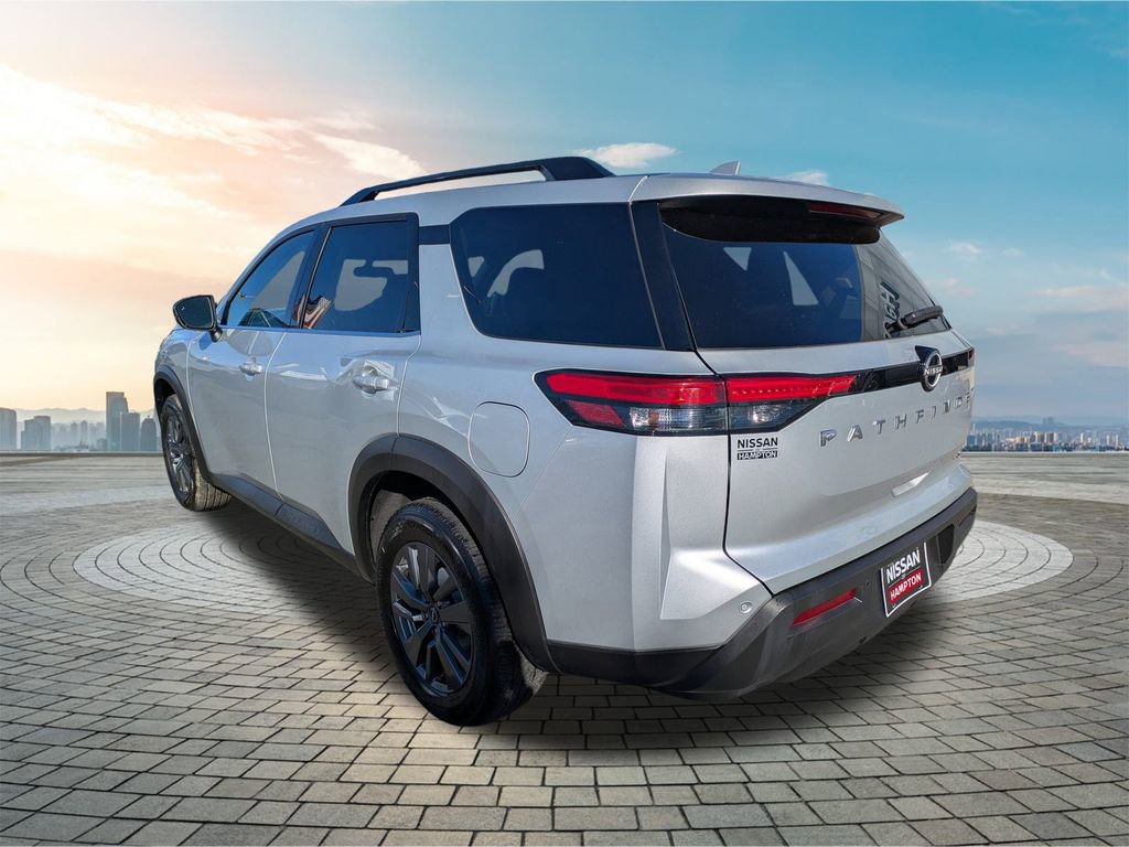 Certified 2024 Nissan Pathfinder SV image 7