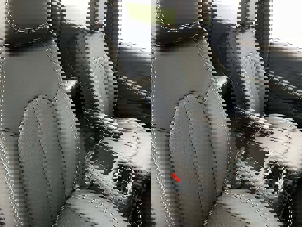 New 2026 Chrysler Pacifica Select image 18