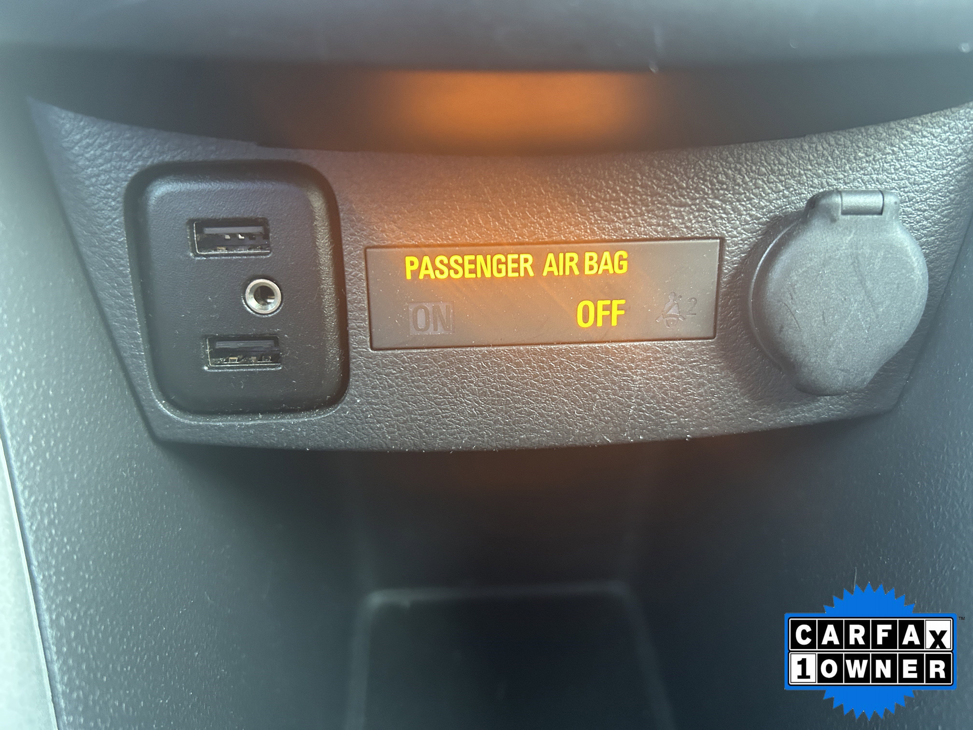 Used 2019 Chevrolet Trax LT w/ LT Convenience Package image 22