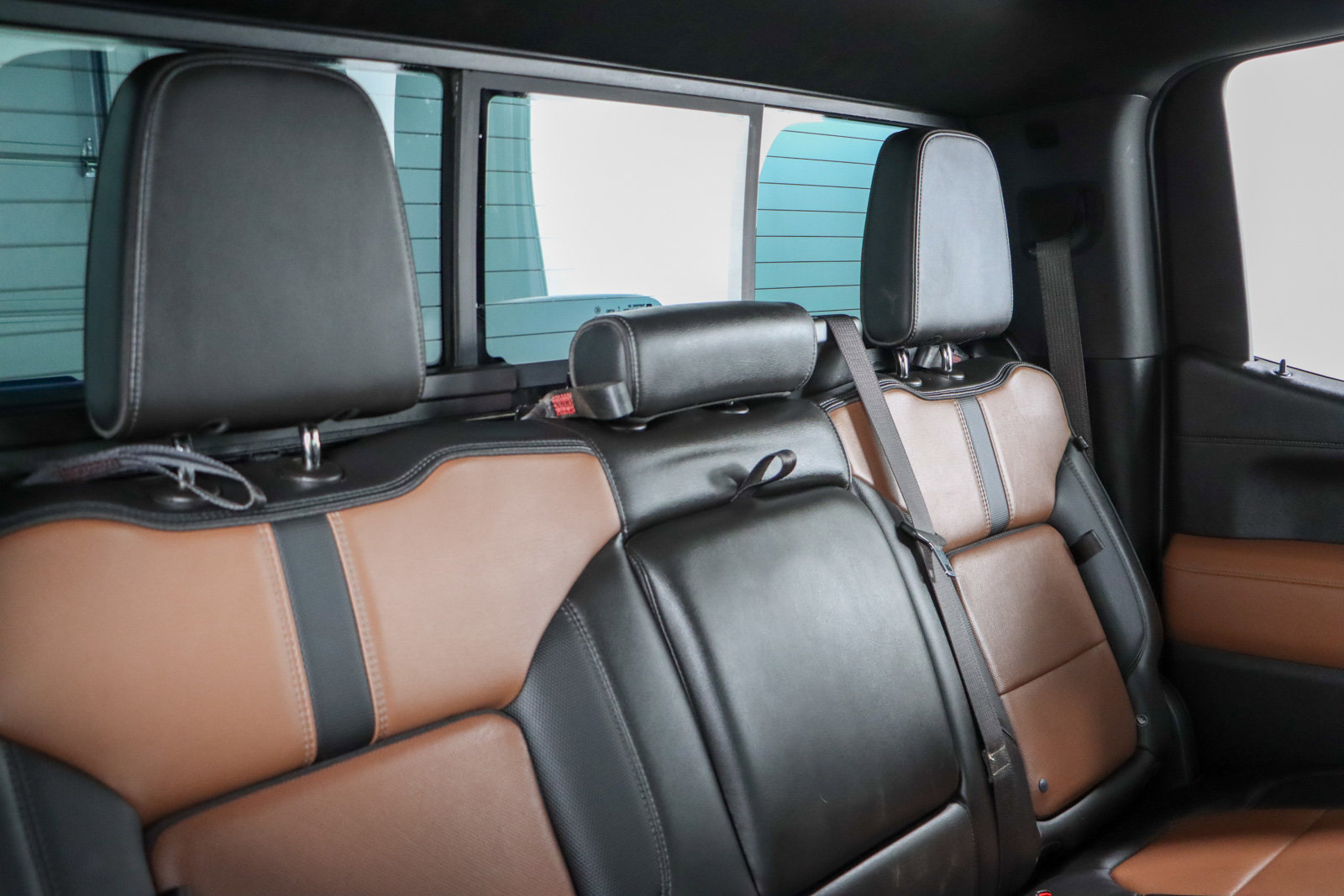 Used 2021 Chevrolet Silverado 1500 High Country image 31