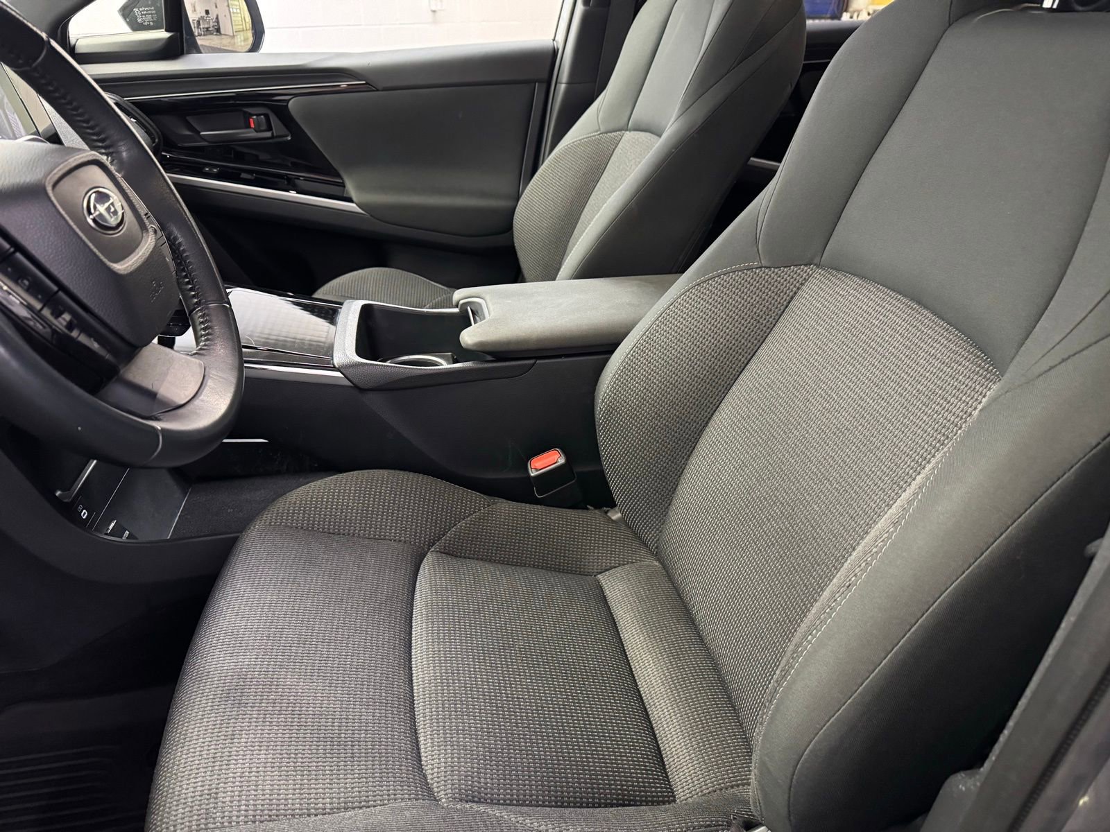 Used 2023 Subaru Solterra AWD image 11