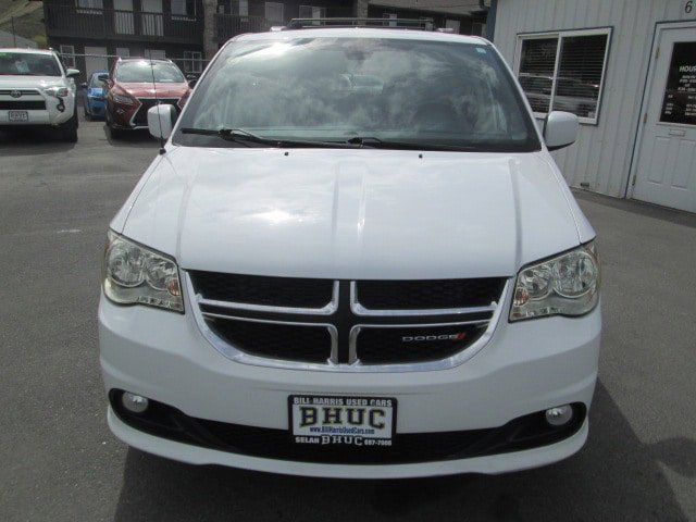 Used 2020 Dodge Grand Caravan SXT FWD image 2