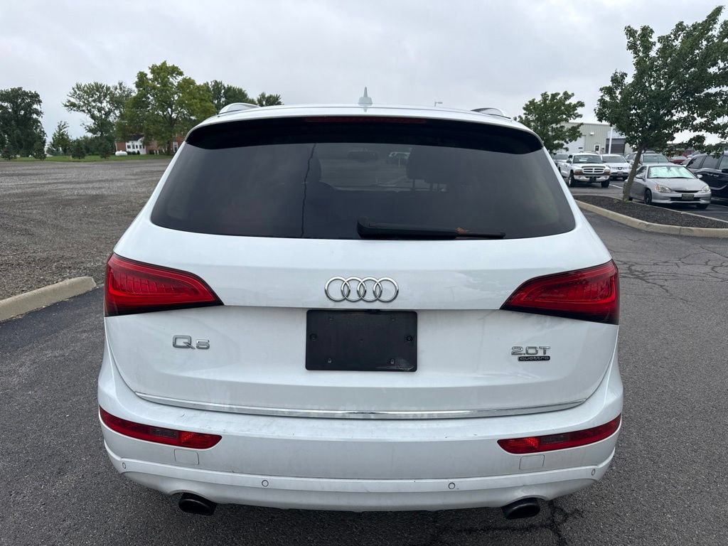 Used 2017 Audi Q5 2.0T Premium Plus w/ Technology Package AWD/4WD image 11