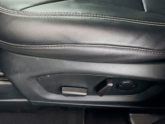 Used 2023 Ford Explorer Limited image 19