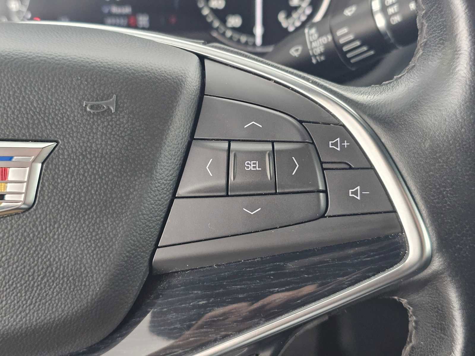 Used 2024 Cadillac XT5 Premium Luxury image 36