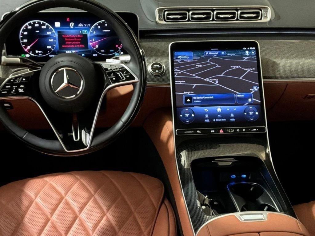 Used 2025 Mercedes-Benz S 580 4MATIC Sedan image 17