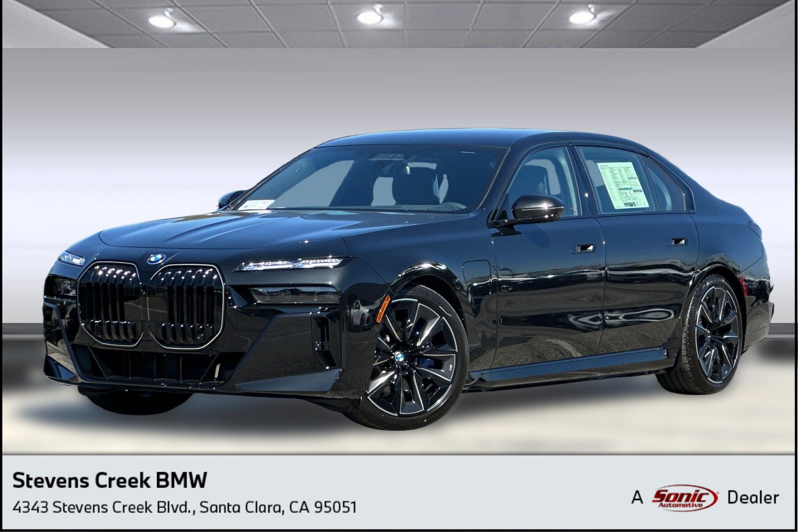 New 2026 BMW 750e xDrive w/ Executive Package image 1
