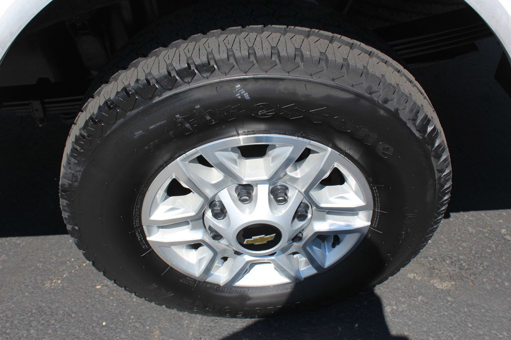 Used 2024 Chevrolet Silverado 2500 LT w/ Convenience Package image 29