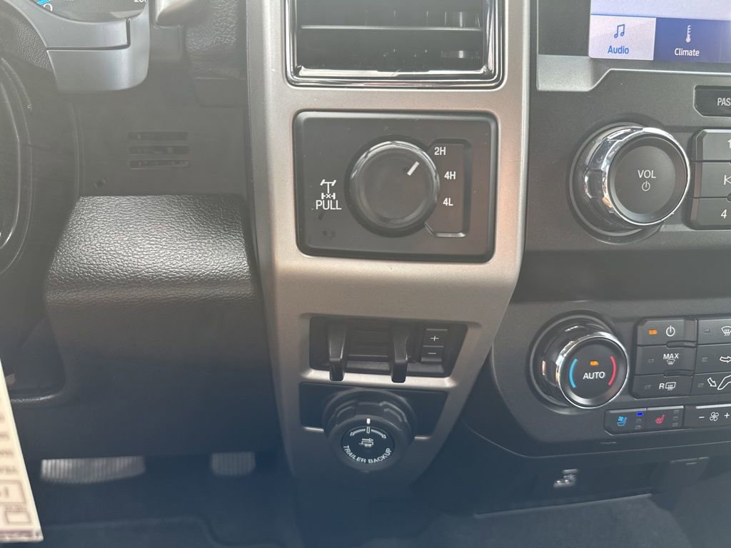 Used 2021 Ford F350 Lariat image 26