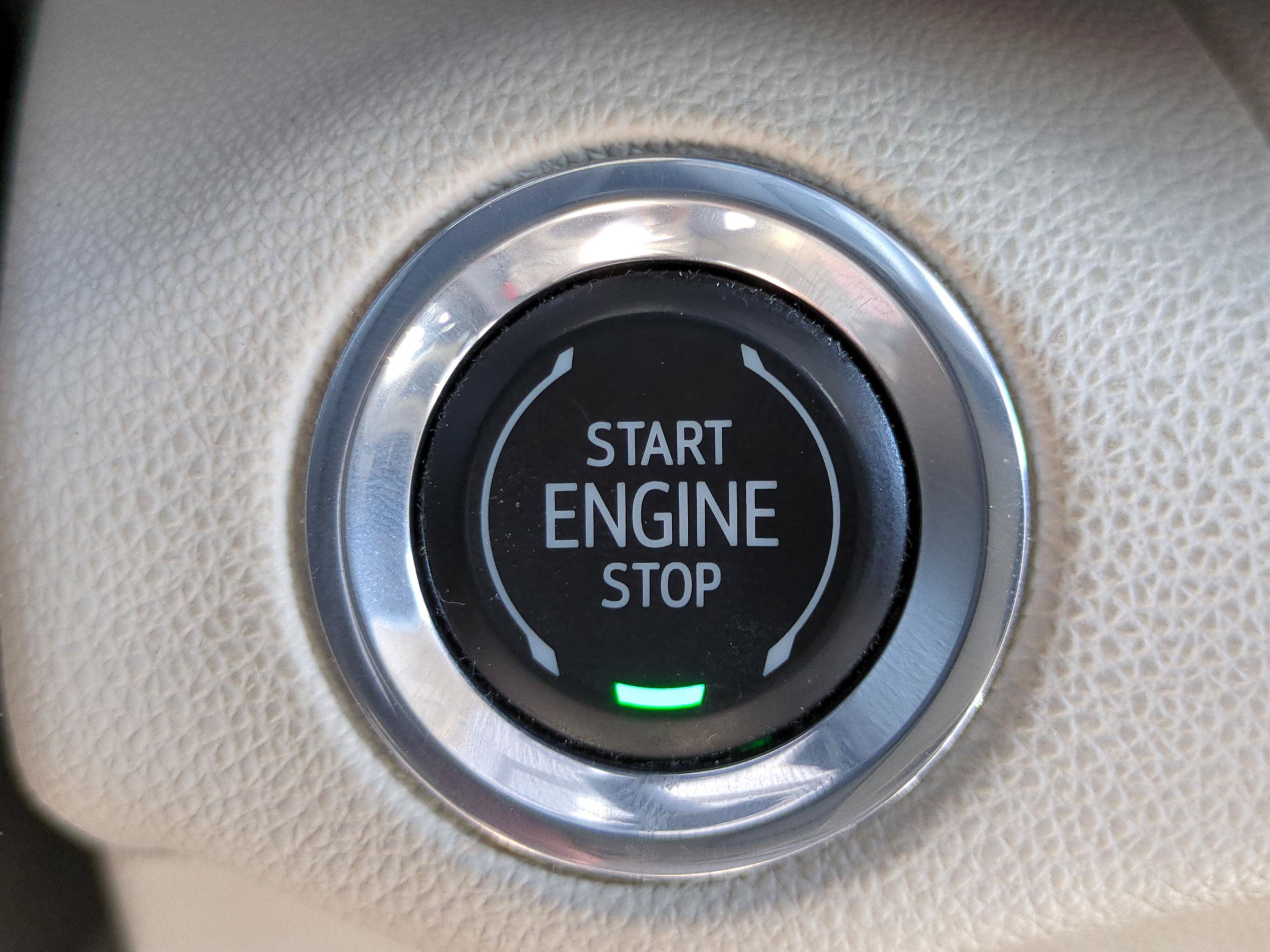 Used 2021 Buick Envision Avenir w/ Technology Package II FWD image 11