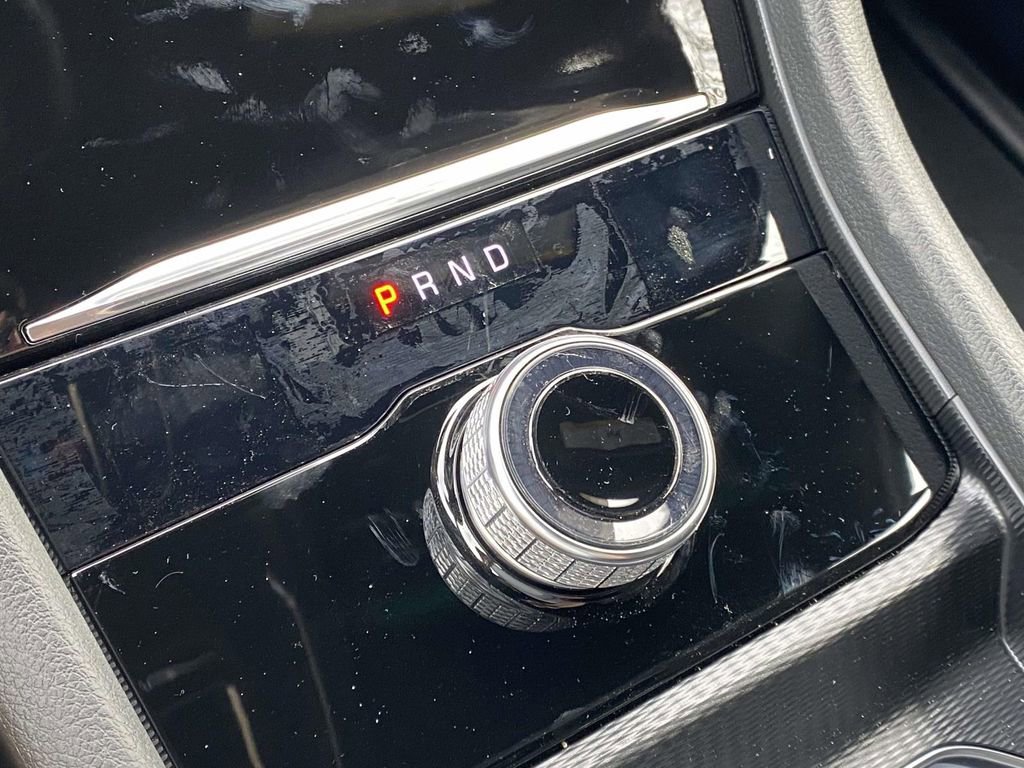 New 2025 Jeep Grand Cherokee Laredo w/ MOPAR Finishing Package image 19