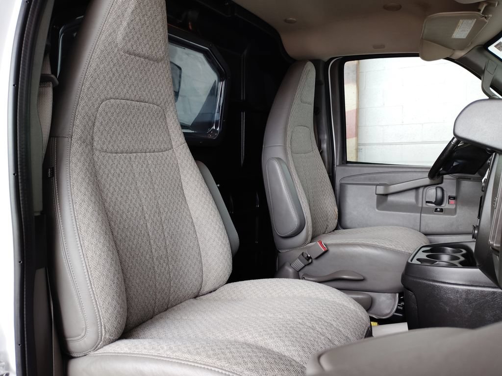 Used 2019 Chevrolet Express 2500 w/ Driver Convenience Package RWD image 13