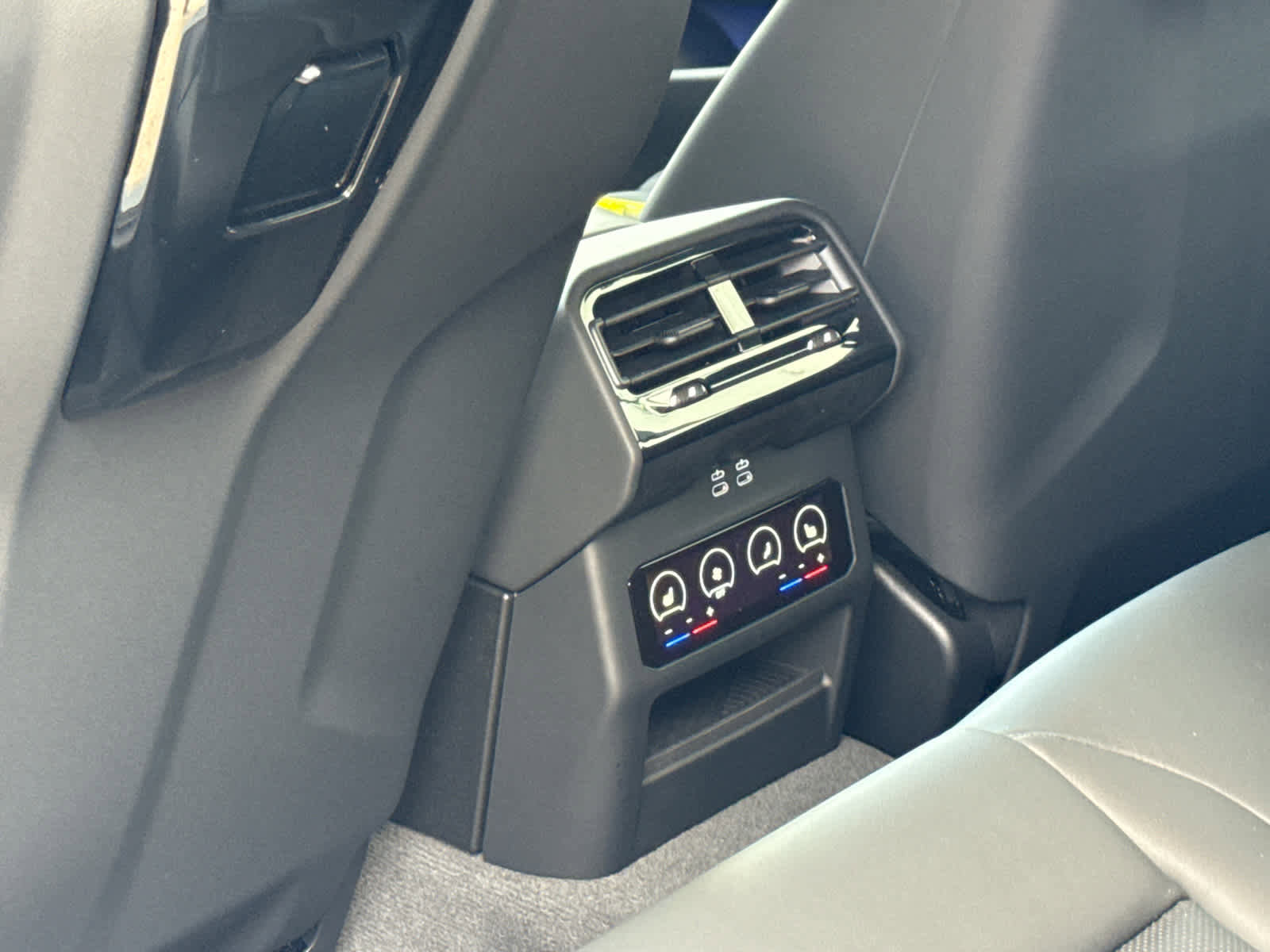 New 2026 BMW M5 Touring image 15