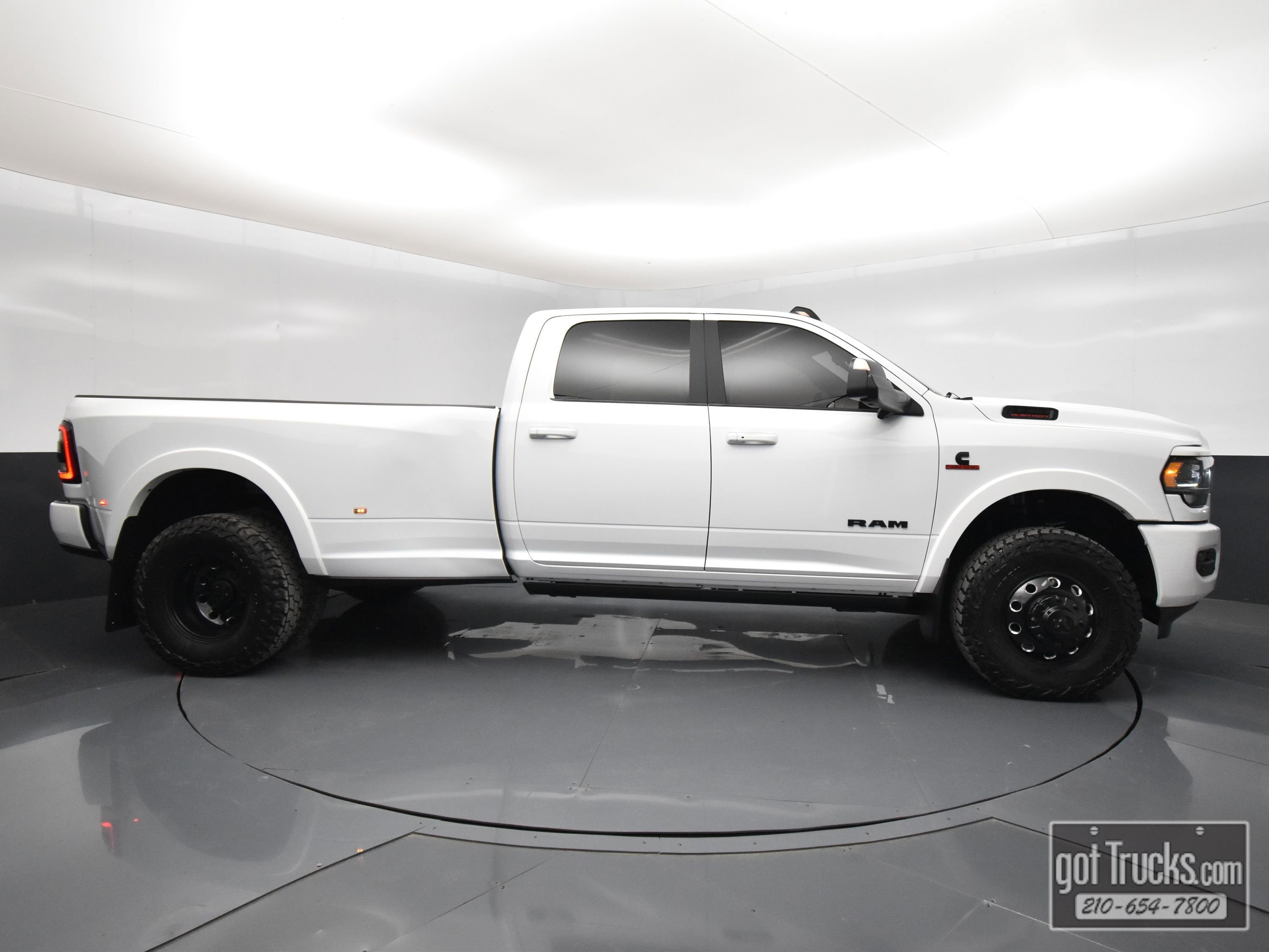 Used 2022 RAM 3500 Limited w/ Night Edition image 49