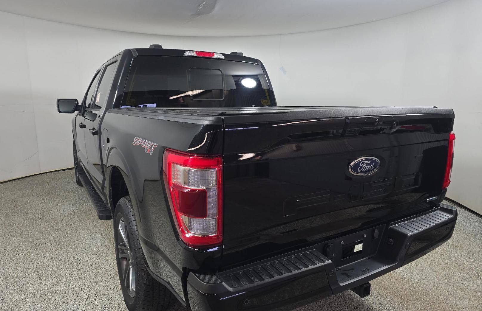 Used 2023 Ford F150 Lariat w/ Equipment Group 502A High image 7