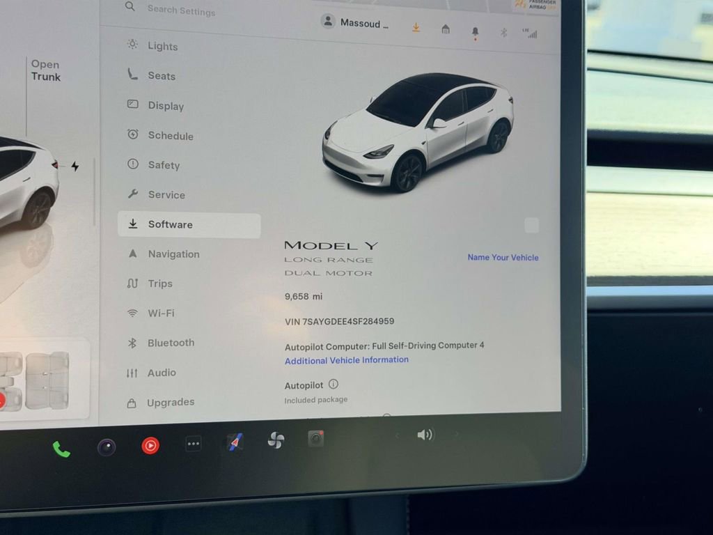 Used 2025 Tesla Model Y Long Range image 8