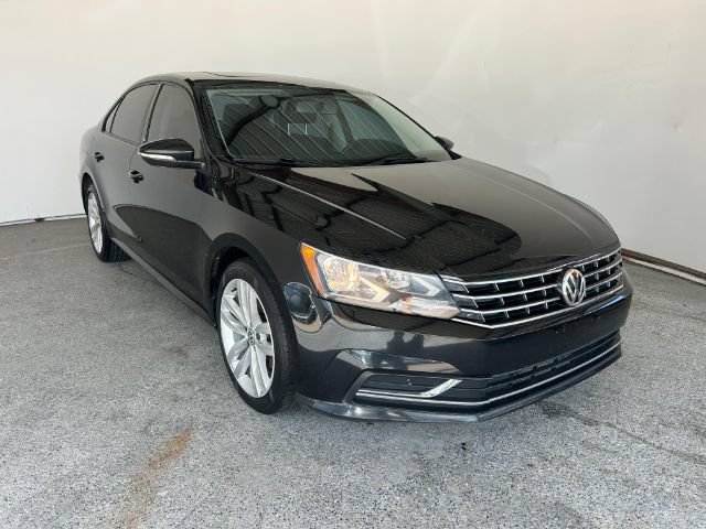 Used 2019 Volkswagen Passat Wolfsburg Edition FWD image 2