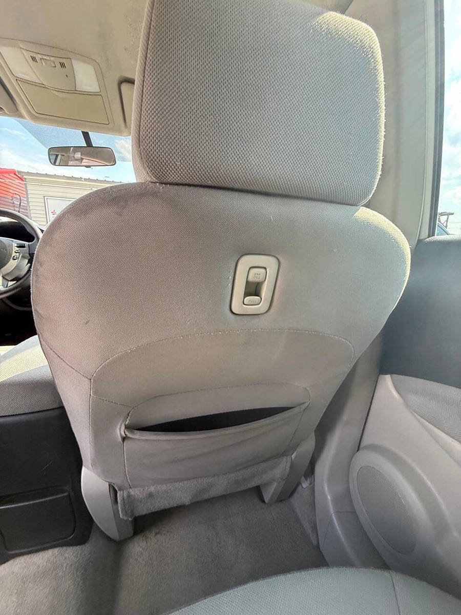 Used 2013 Nissan Rogue S image 27