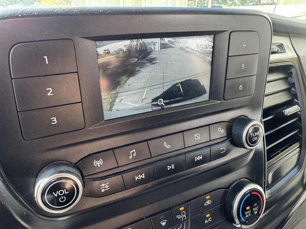 Used 2020 Ford Transit 250 Medium Roof image 10