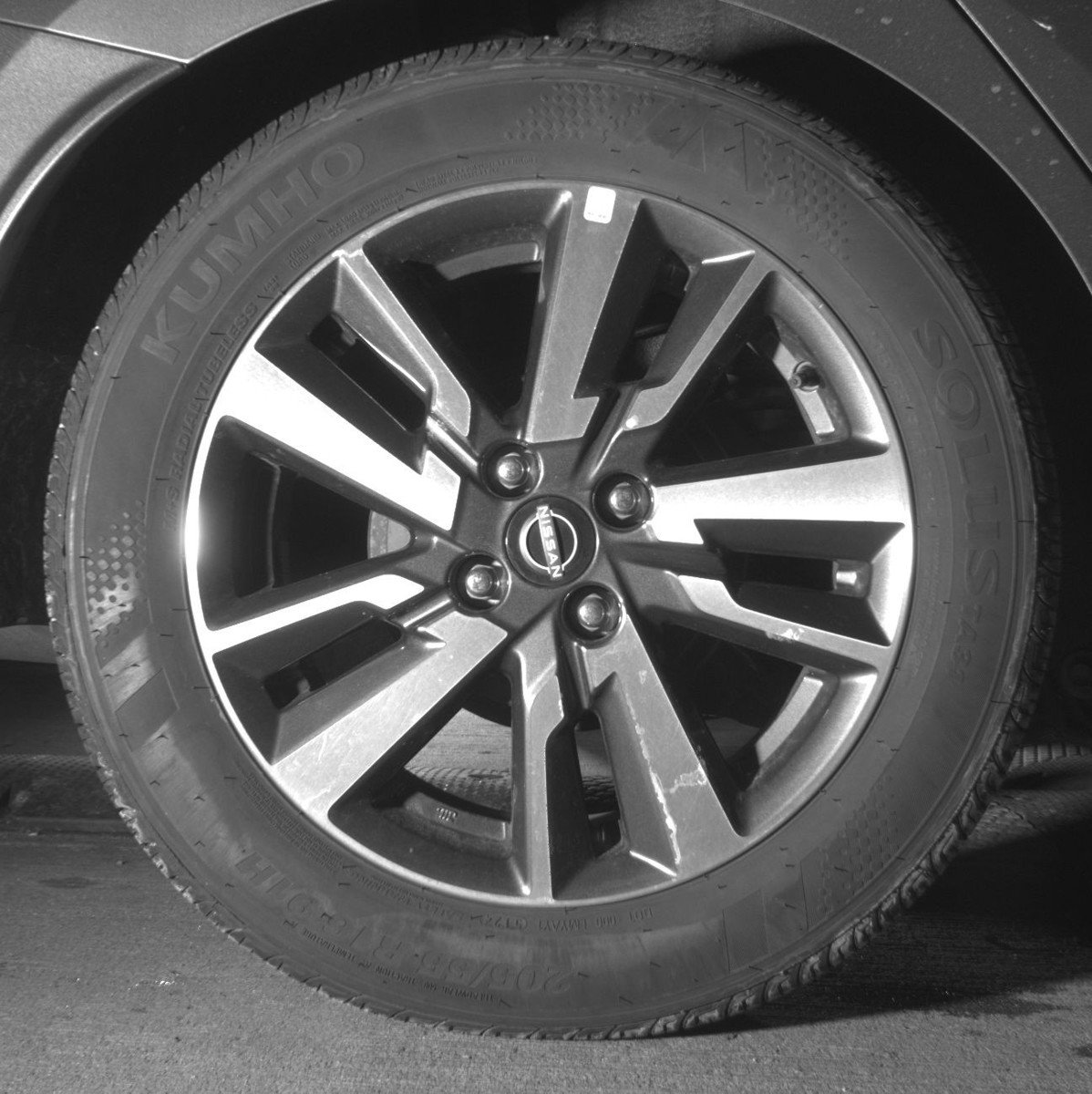 Used 2025 Nissan Versa SV image 15