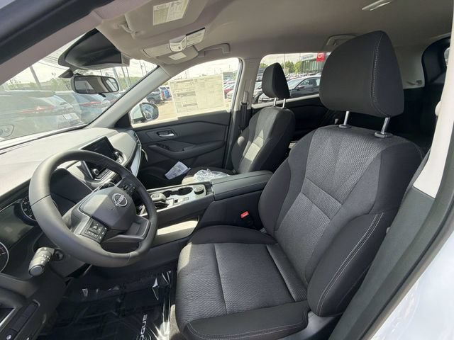 New 2026 Nissan Rogue SV w/ Cold Weather Package AWD/4WD image 11